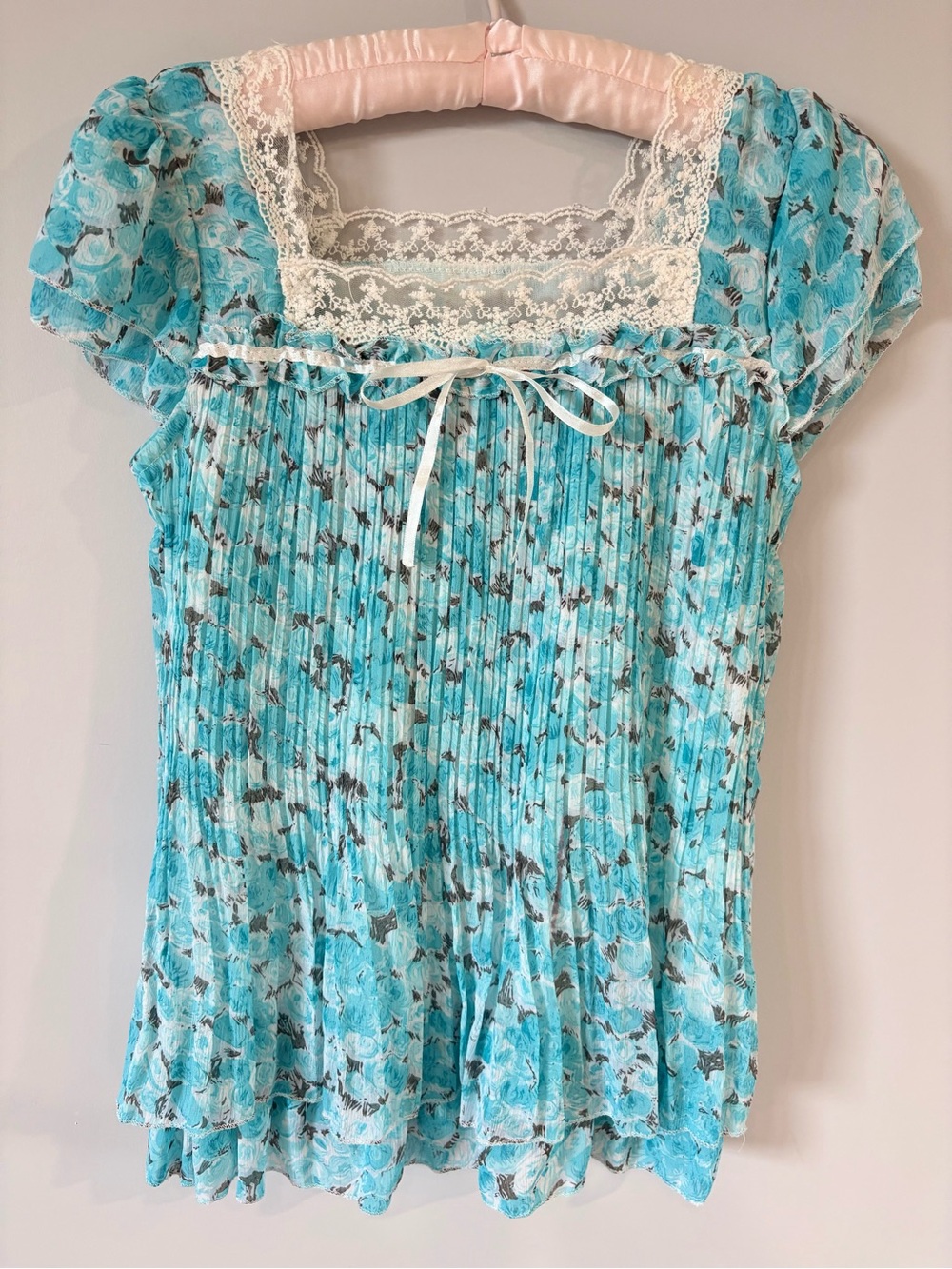 Vintage Babydoll Lace-Trim Puff Sleeve Pleated Floral Flow Top - Turquoise